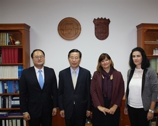Veleposlanik Koreje Nj. E. Park Won-sup u nastupnom posjetu na Sveučilištu u Zadru 